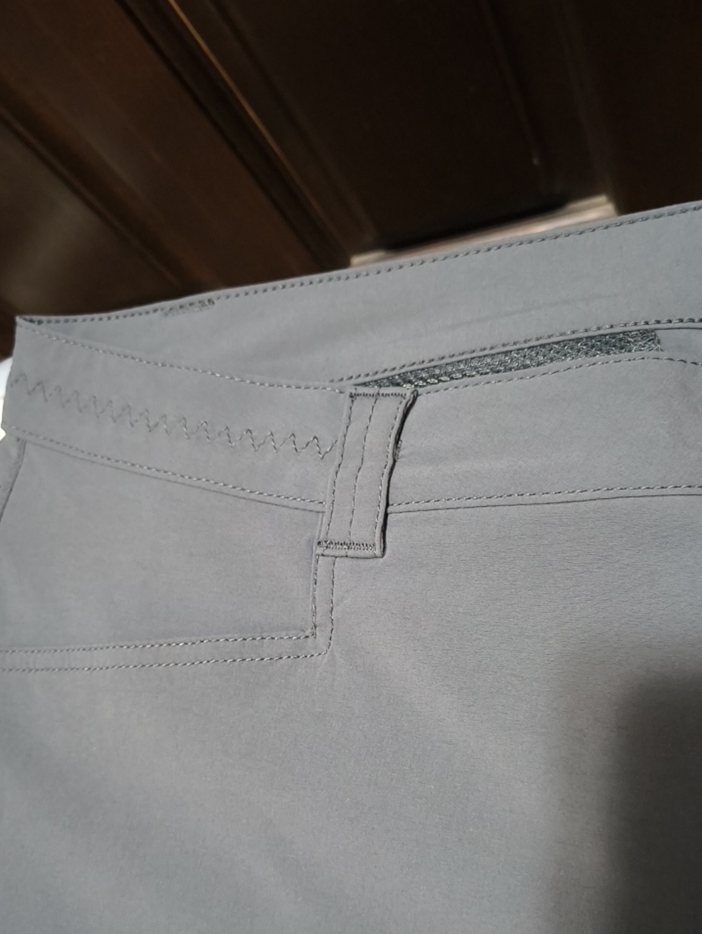 Eddie Bauer Womans 18 Dark Gray Horizon Trek Bermuda Hiking Travel Shorts - Picture 5 of 7